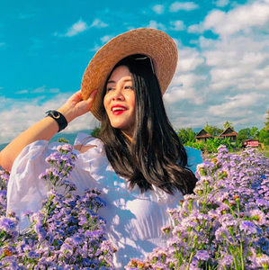 Meet your Posher, Sansanee